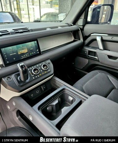 land-rover-defender-elektrisitetdiesel-2023-big-13