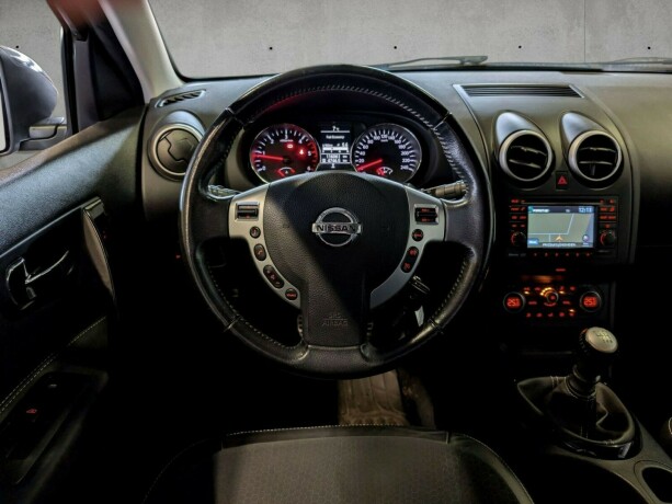 nissan-qashqai-diesel-2014-big-18