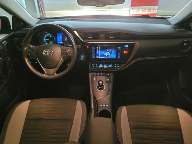 toyota-auris-elektrisitetbensin-2015-big-25