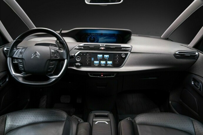 citroen-c4-picasso-diesel-2016-big-31