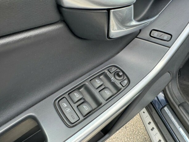 volvo-xc-60-diesel-2015-big-17