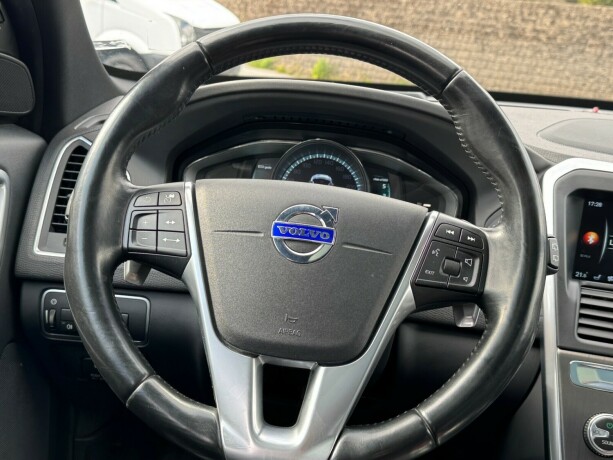 volvo-xc-60-diesel-2015-big-10