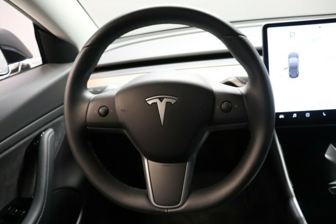 tesla-model-3-elektrisitet-2019-big-26