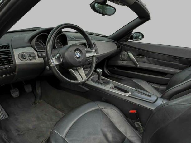 bmw-z4-bensin-2003-big-20
