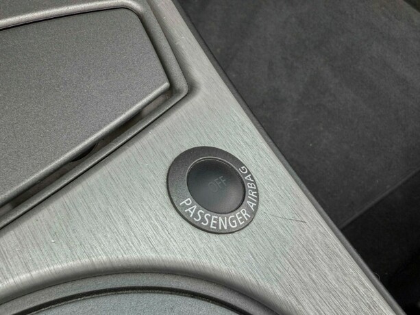 bmw-z4-bensin-2003-big-31