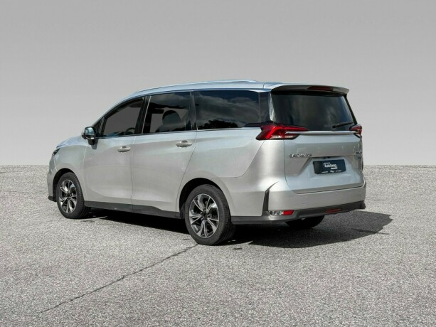 maxus-euniq-5-elektrisitet-2021-big-9