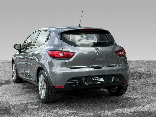renault-clio-bensin-2014-big-9