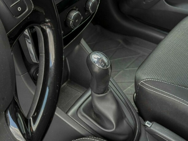 renault-clio-bensin-2014-big-18