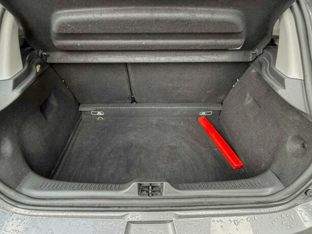 renault-clio-bensin-2014-big-35