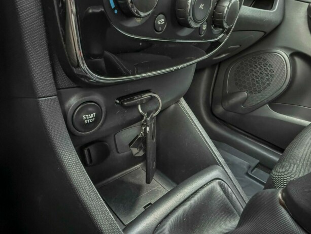 renault-clio-bensin-2014-big-20