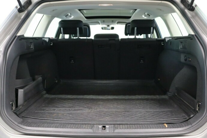 volkswagen-passat-diesel-2015-big-15
