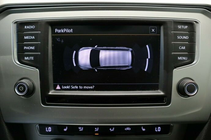 volkswagen-passat-diesel-2015-big-31