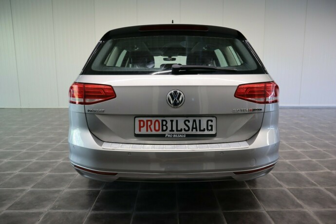 volkswagen-passat-diesel-2015-big-14