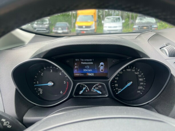 ford-grand-c-max-diesel-2017-big-16