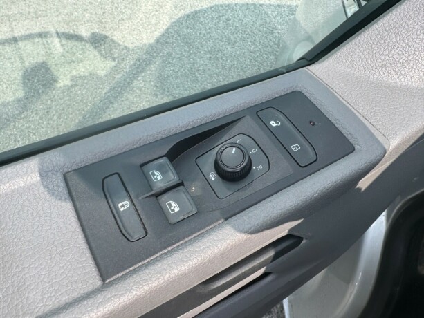 volkswagen-caravelle-diesel-2020-big-13