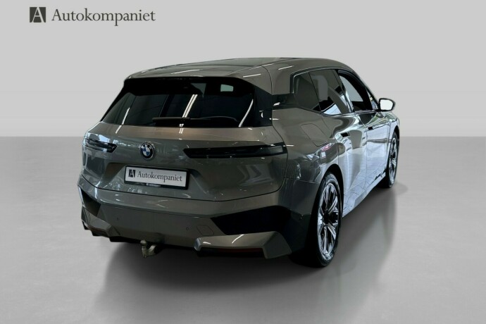 bmw-ix-xdrive-40-elektrisitet-2023-big-5
