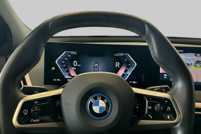 bmw-ix-xdrive-40-elektrisitet-2023-big-9