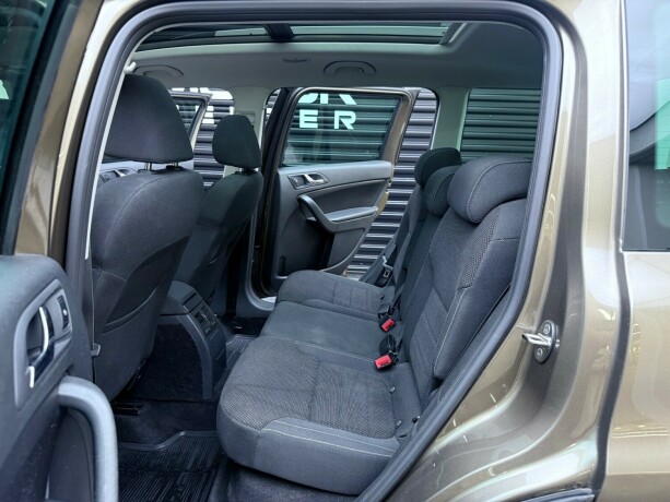 skoda-yeti-bensin-2012-big-24