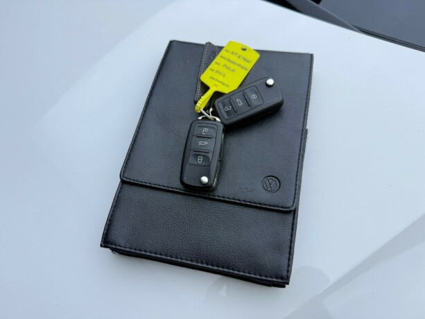 volkswagen-polo-bensin-2014-big-31