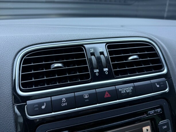 volkswagen-polo-bensin-2014-big-16