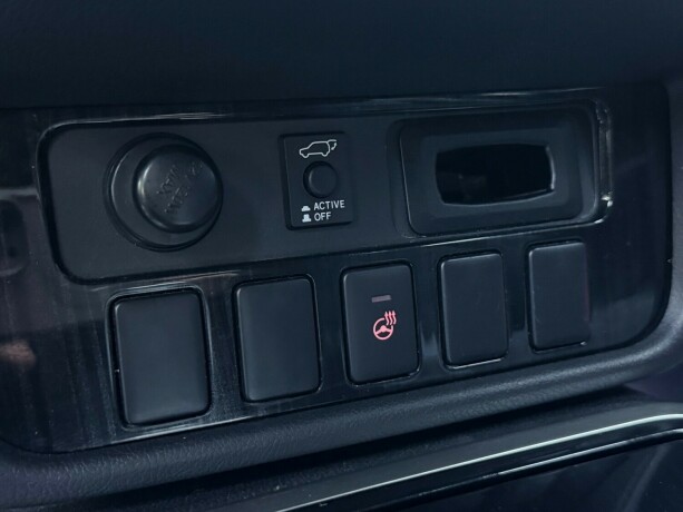 mitsubishi-outlander-elektrisitetbensin-2018-big-23