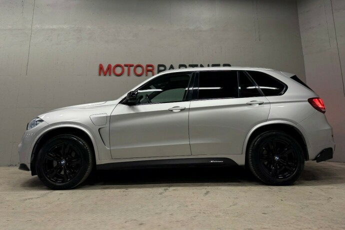 bmw-x5-elektrisitetbensin-2016-big-3