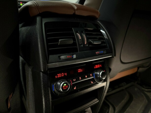 bmw-x5-elektrisitetbensin-2016-big-29