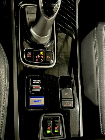 mitsubishi-outlander-elektrisitetbensin-2019-big-20
