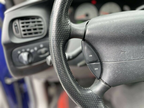 ford-svt-lightning-bensin-2004-big-16