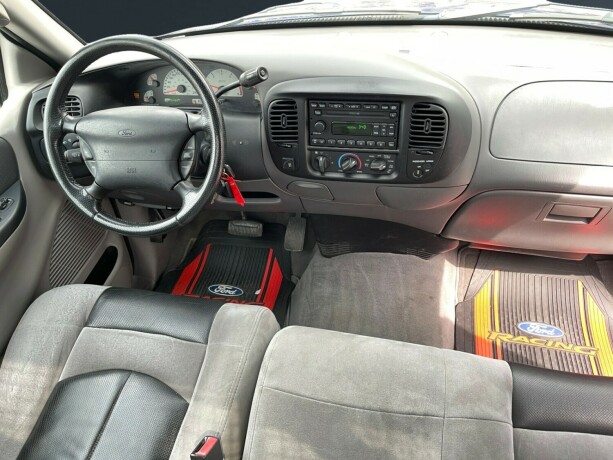 ford-svt-lightning-bensin-2004-big-13