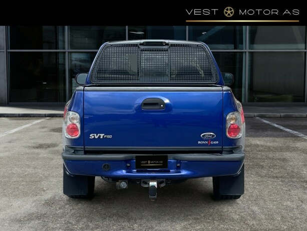 ford-svt-lightning-bensin-2004-big-5