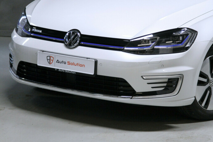volkswagen-golf-elektrisitet-2020-big-19
