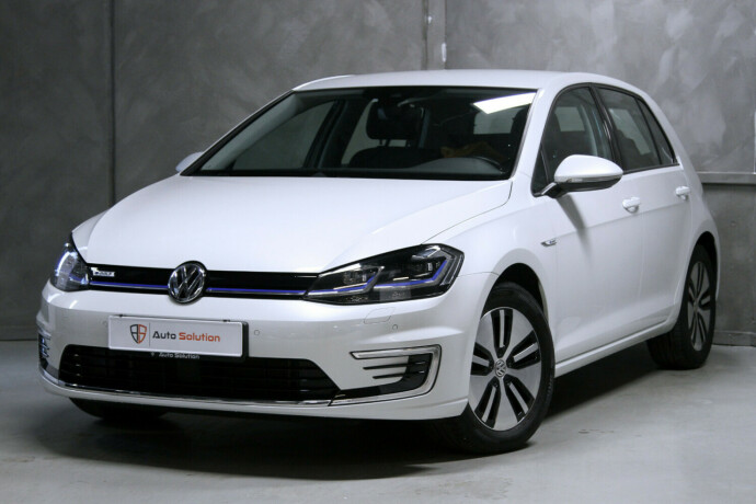 volkswagen-golf-elektrisitet-2020-big-0