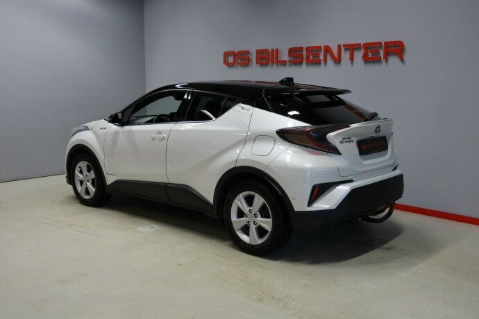 toyota-c-hr-elektrisitetbensin-2019-big-3