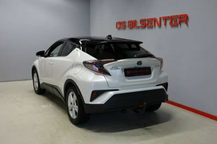 toyota-c-hr-elektrisitetbensin-2019-big-2