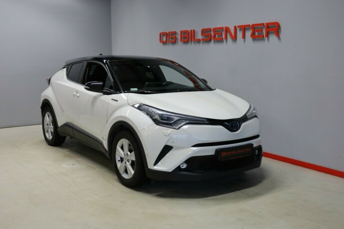 toyota-c-hr-elektrisitetbensin-2019-big-0