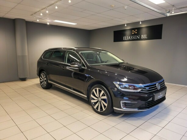 volkswagen-passat-elektrisitetbensin-2017-big-11