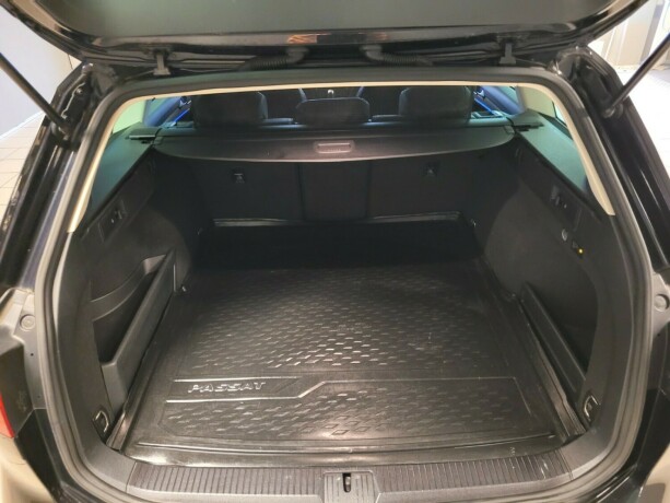 volkswagen-passat-elektrisitetbensin-2017-big-22