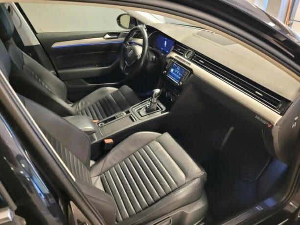 volkswagen-passat-elektrisitetbensin-2017-big-16