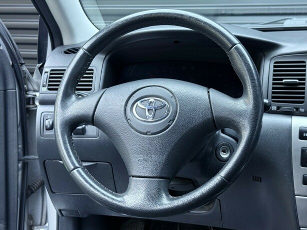 toyota-corolla-bensin-2003-big-11