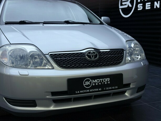 toyota-corolla-bensin-2003-big-3