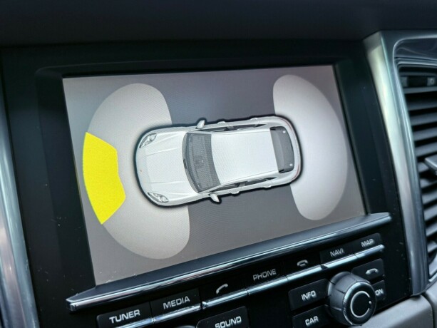 porsche-macan-diesel-2014-big-31