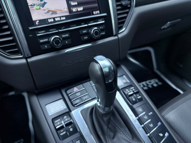 porsche-macan-diesel-2014-big-36