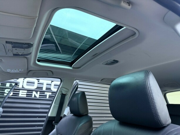 subaru-outback-bensin-2012-big-28