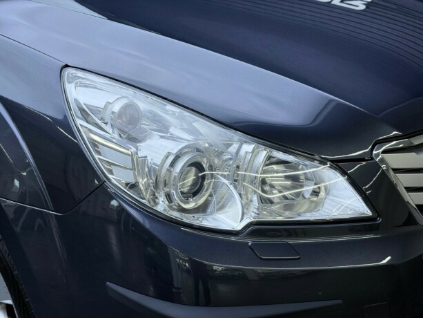 subaru-outback-bensin-2012-big-5