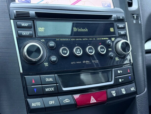 subaru-outback-bensin-2012-big-23