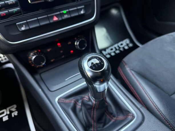 mercedes-benz-cla-bensin-2014-big-28