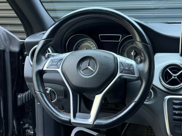 mercedes-benz-cla-bensin-2014-big-12