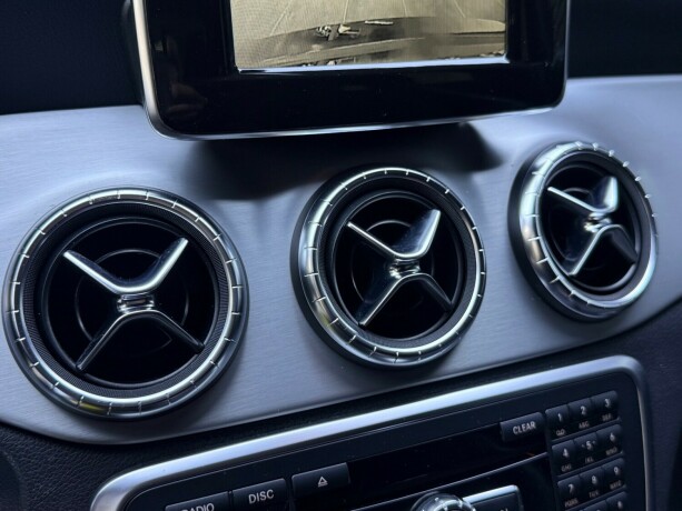 mercedes-benz-cla-bensin-2014-big-26