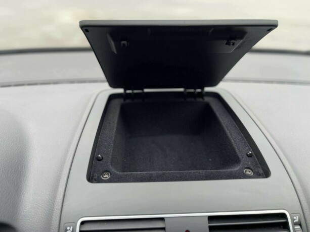 volkswagen-touran-diesel-2013-big-18